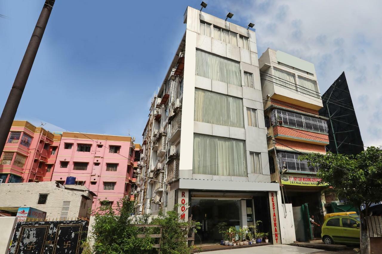 Oyo 2911 The Pearl Hotel Колката Екстериор снимка